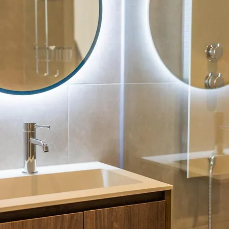 Downtown Διαμέρισμα *