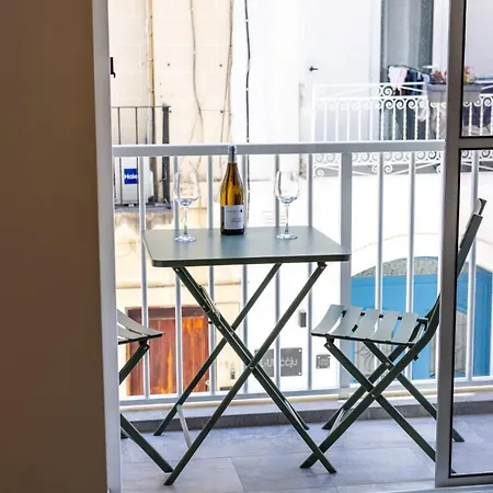 Downtown * Msida